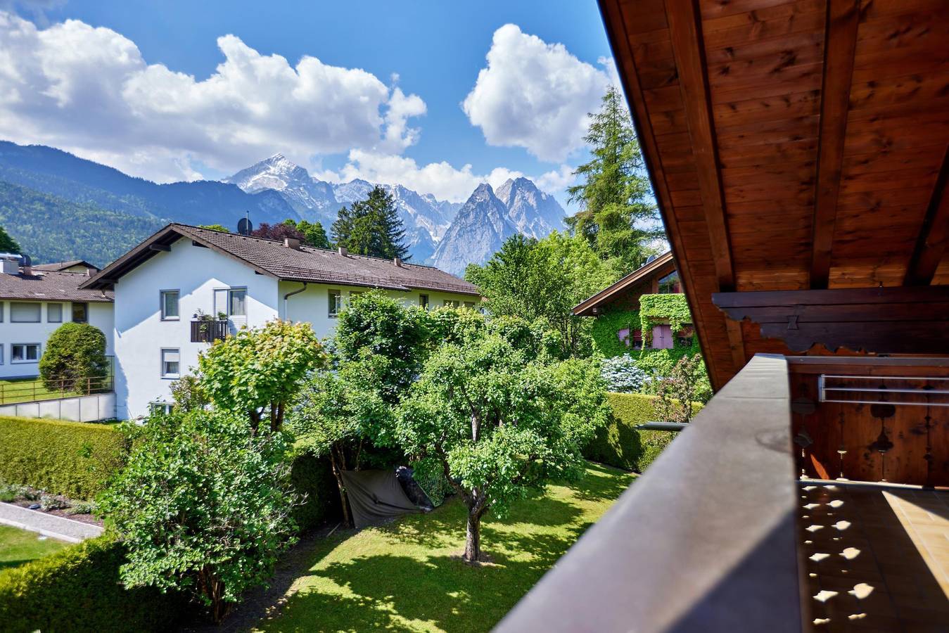 Ganze Ferienwohnung, Ferienwohnung Kramer, 1 Schlafraum, Balkon in Garmisch-Partenkirchen, Bayerische Alpen