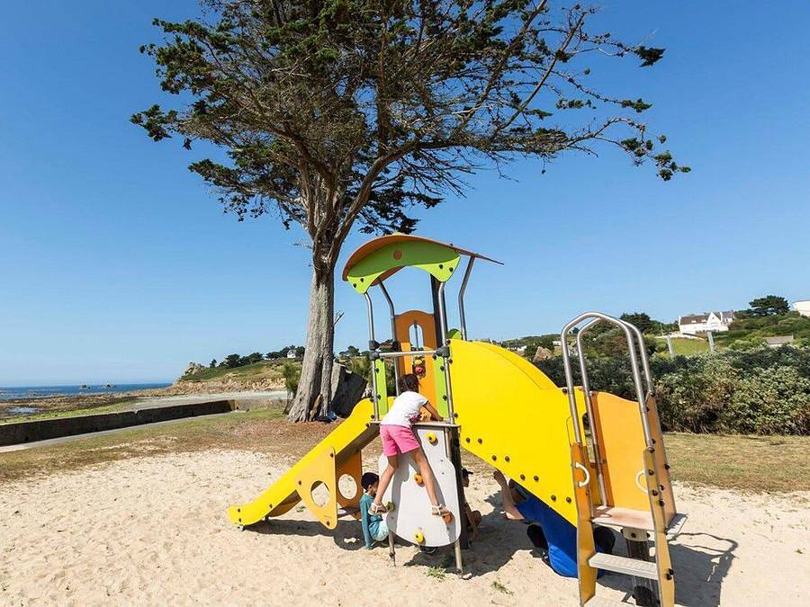 Résidence Odalys Essentielle Domaine des Roches Jaunes - Studio 3 persons in Plougasnou, Ceinture Dorée