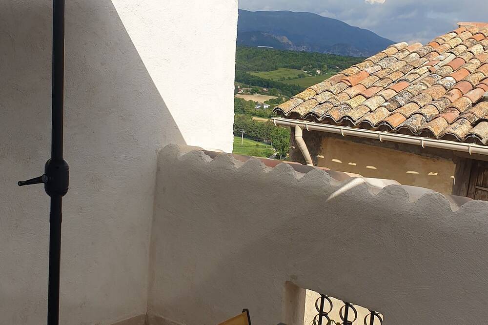 Maison du portail in Puimoisson, Parc naturel régional du Verdon