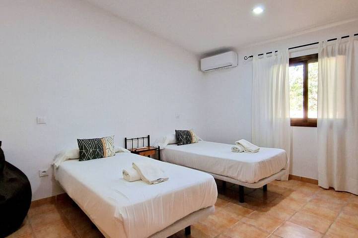 Finca für 4 Personen, mit Terrasse und Garten in Sencelles - 4