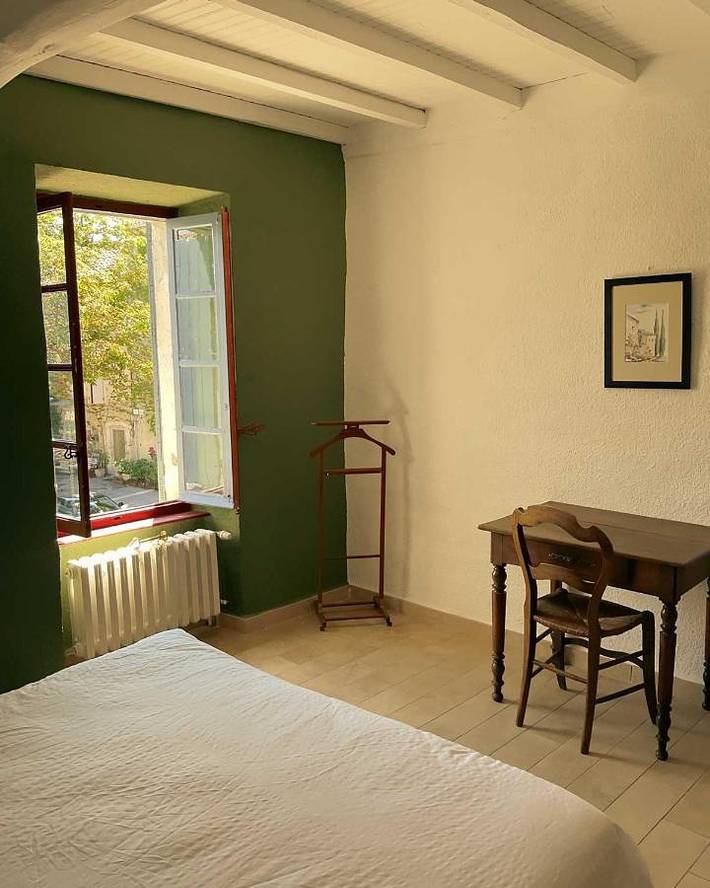 Hôtel pour 2 personnes, avec terrasse et vue à Lussan - 3