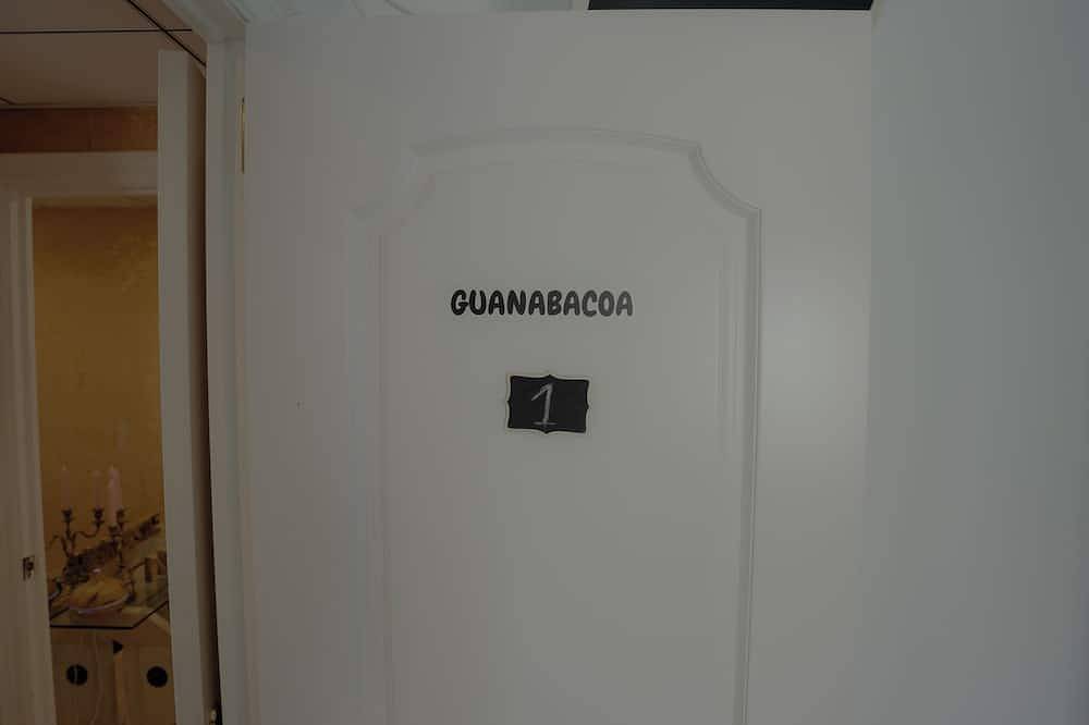 Relax in a cozy environment where your dog is also welcome. in Cubelles, Garraf