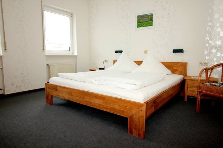 Ferienwohnung für 2 Personen, mit Balkon und Balkon/Terrasse sowie Terrasse in Cochem-Zell - 3