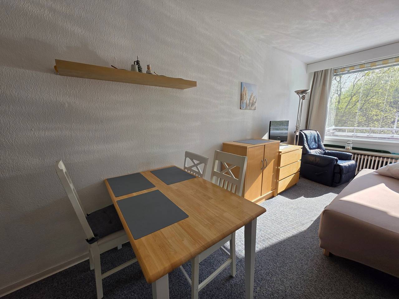 Ganze Wohnung, Apartment 'Ferienwohnung Küstengrün' mit Balkon in Kieler Förde, Kiel