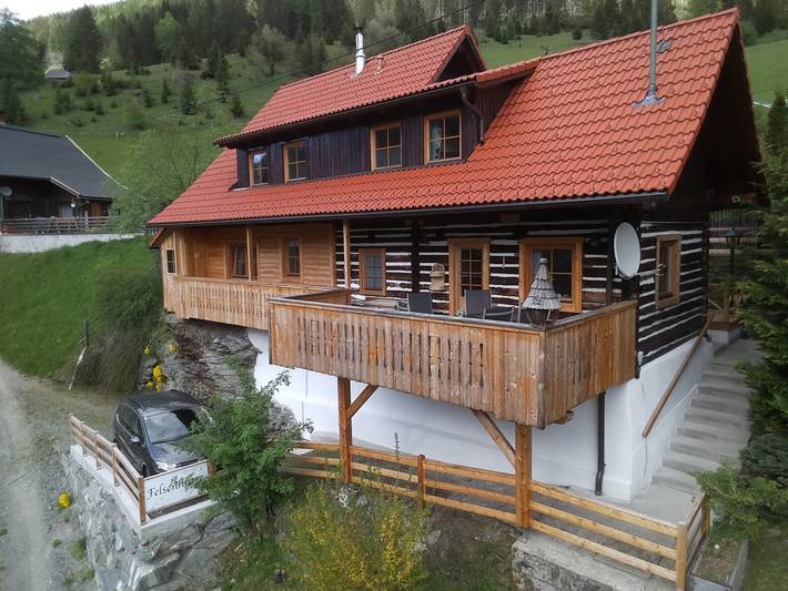 Ferienhaus für 7 Personen, mit Balkon und Garten, kinderfreundlich