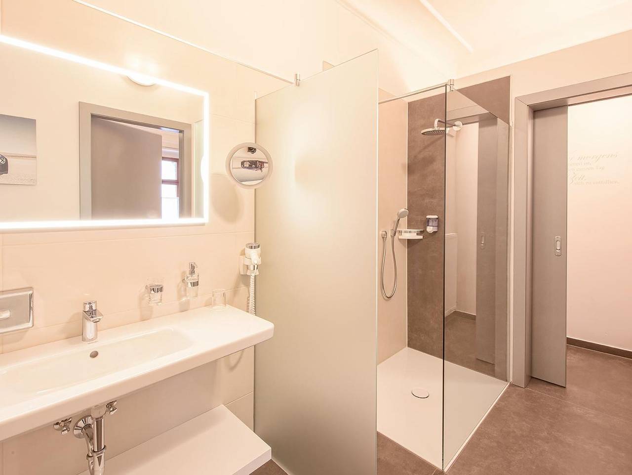 Hotel Restaurant Mader **** - Einzelzimmer "Standard" in Steyr, Steyr-Kirchdorf