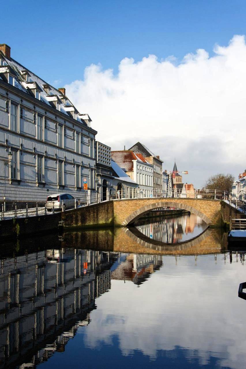 Huis Sint-Andriescruyse in Brujas, Provincia de Flandes Occidental
