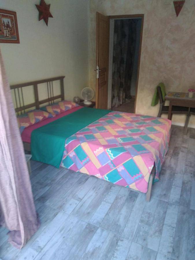 Double Room with Private Bathroom in Castelnau-le-Lez, Côte méditerranéenne (France)