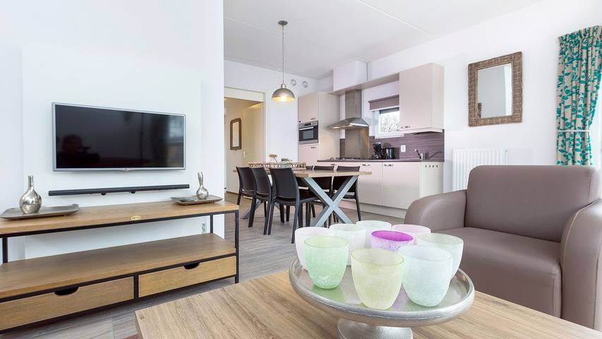 Ferienhaus für 6 Personen, mit Terrasse und Garten in Goeree-Overflakkee