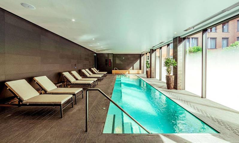 Hôtel pour 2 personnes, avec Terrasse et Jardin ainsi que Piscine et Sauna à Cambridge