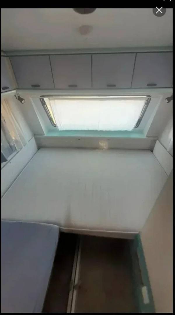 Sleeps 4 - Caravan - Pet Friendly - Sea Side in Alcanar, Costa Dorada