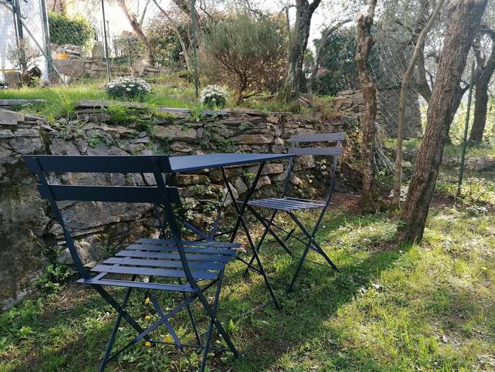 Gîte pour 5 personnes, avec jardin et vue à Leivi
