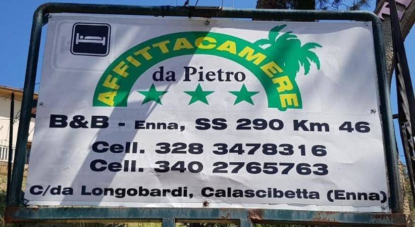 Triple Room with Bathroom in Calascibetta, Province d'Enna