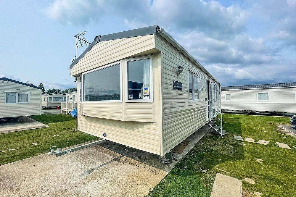 Bungalow for 6 People in Essex, East of England
