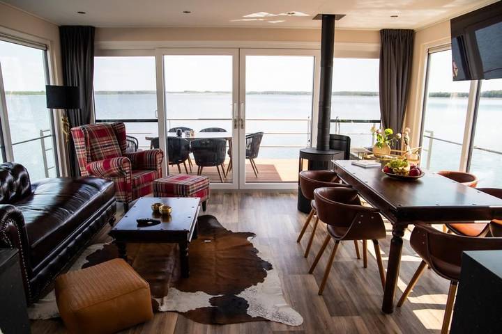 Ferienhaus für 4 Personen, mit Terrasse und Seeblick sowie Ausblick in Vetschau - 3