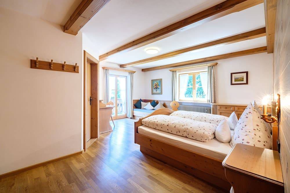 Ferienwohnung Fichte - Biohof Kordes in Gmund, Bavarian Alps