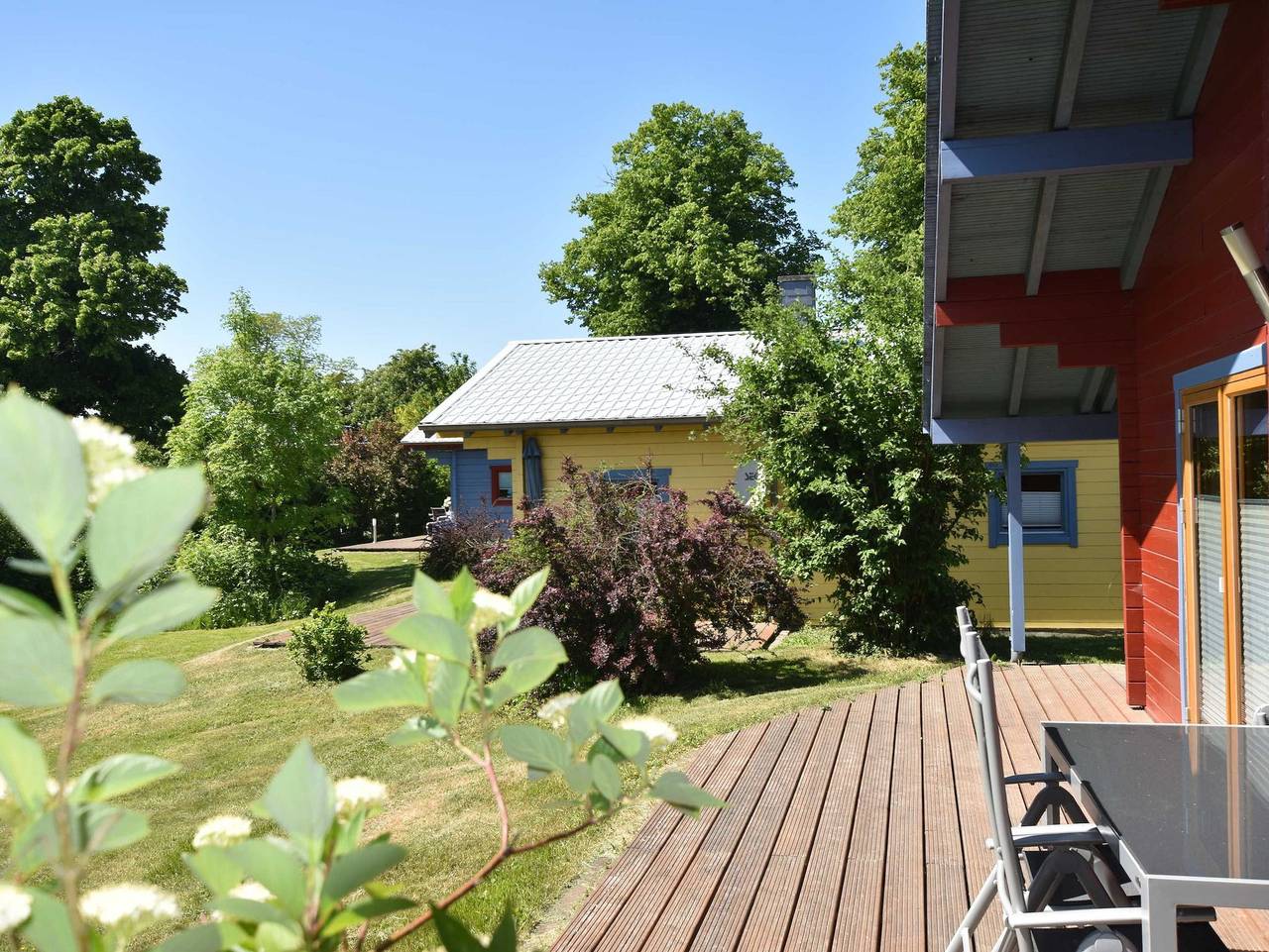 Ganze Ferienwohnung, Ostsee-Land-Ferienhaus - 3-Raum-Ferienhaus  Jennie mit Terrasse und Kamin in Kröpelin, Rostock und Umgebung