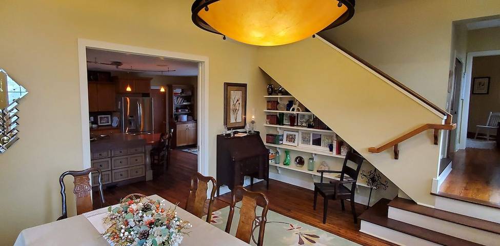 Vacation rental for 8 people, with balcony in Quad Cities