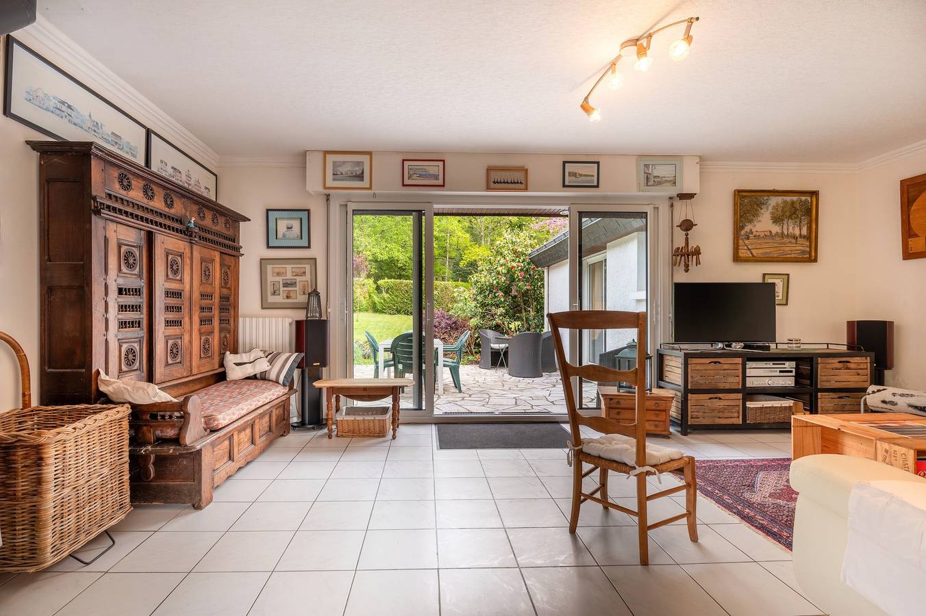 Casa de vacaciones 'Ty Clafout': cerca de Vannes, wifi y parking in Saint-Nolff, Parque natural regional del Golfo de Morbihan