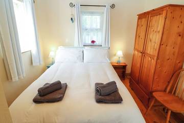 Cottage for 7 People in County Cork, Photo 2