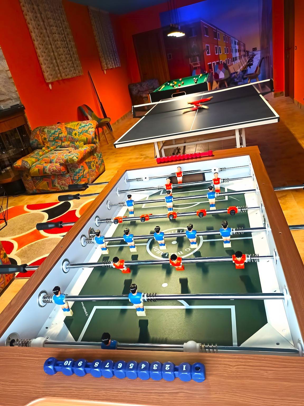 Lukas Home mit Herz: 4-Zimmer-Wohnung für 10 Personen mit privatem Garten in Merone, Brianza