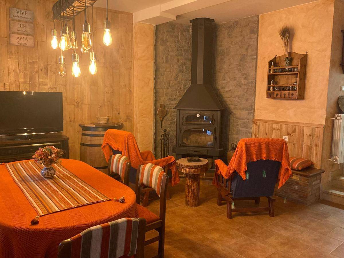 Casa Rural Ríos in Mora de Rubielos, Provincia de Teruel