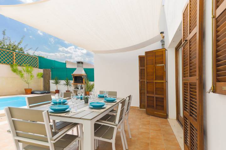 Finca für 8 Personen, mit Balkon und Pool sowie Garten in Cas Concos - 2