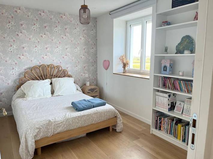 Location de vacances pour 8 personnes, avec jardin ainsi que vue et terrasse à Henvic - 4