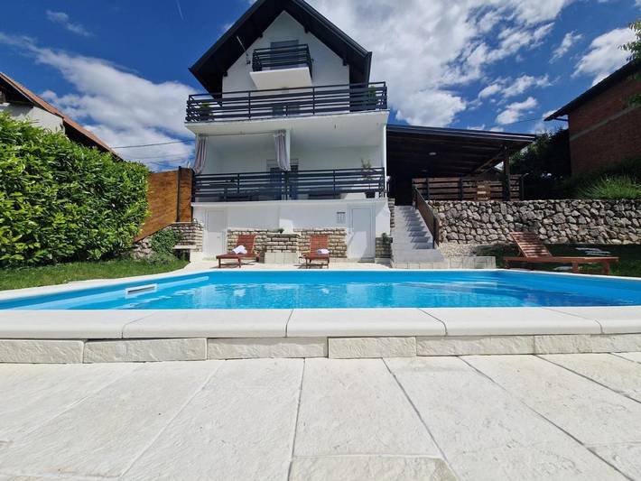 Villa pour 6 personnes, avec jardin ainsi que vue et piscine, animaux acceptés à Zagreb - 2