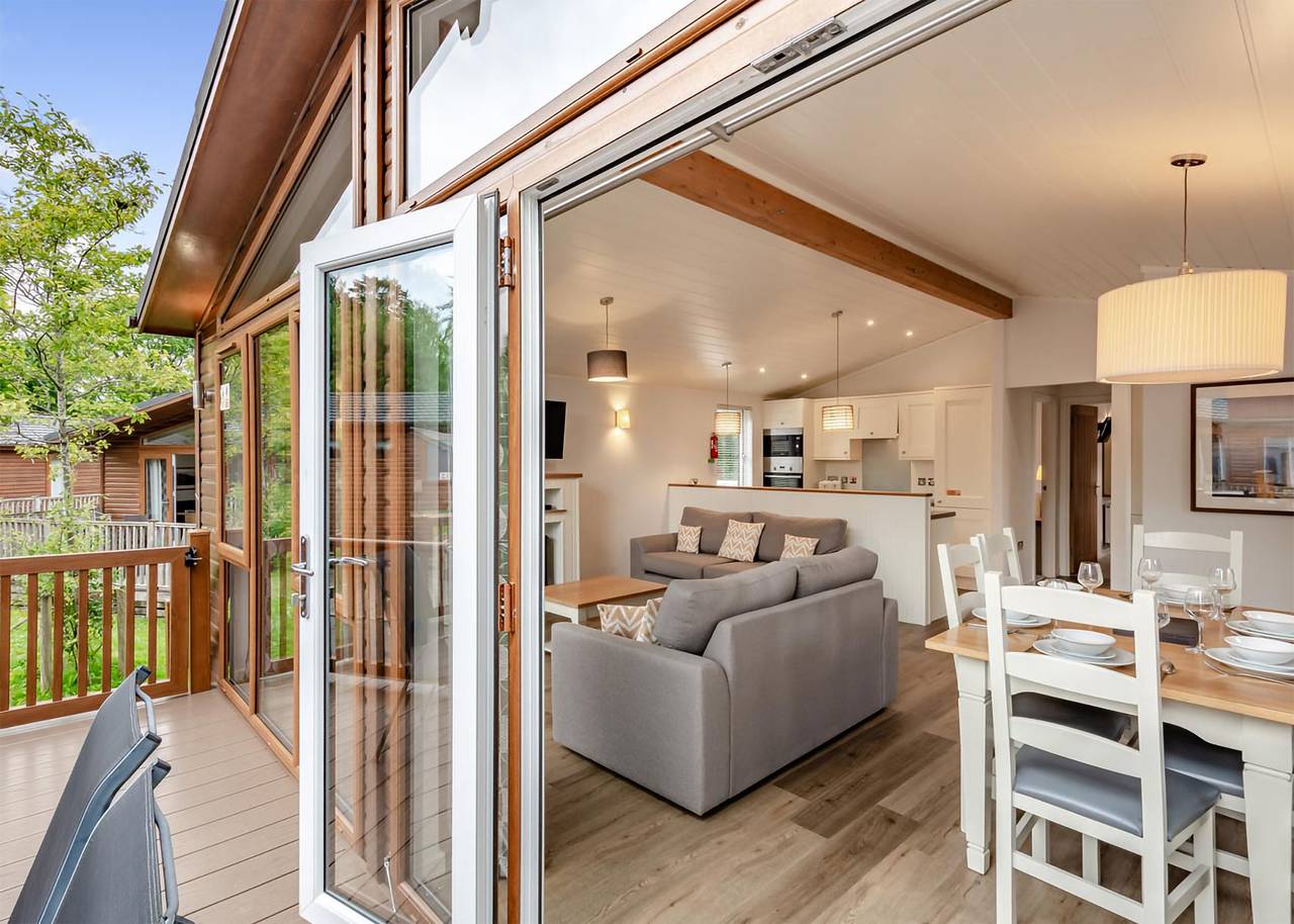 Deluxe Lodge with parking, ensuite & decking 6 in Skegness, Lincolnshire