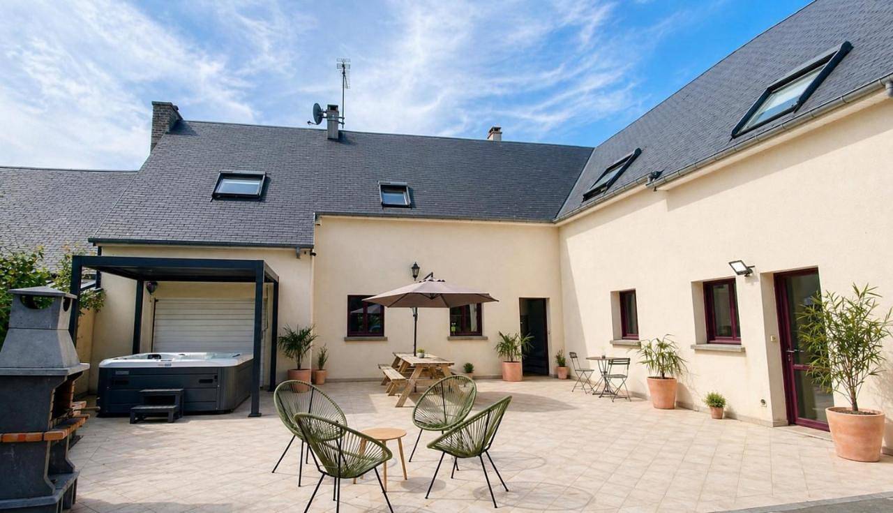 Five-Bedroom House in Huisnes-sur-Mer, Baie du Mont-Saint-Michel