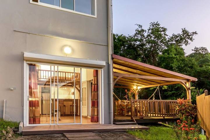 Gîte pour 8 personnes, avec terrasse et piscine ainsi que bassin pour enfant et vue à Tartane - 2