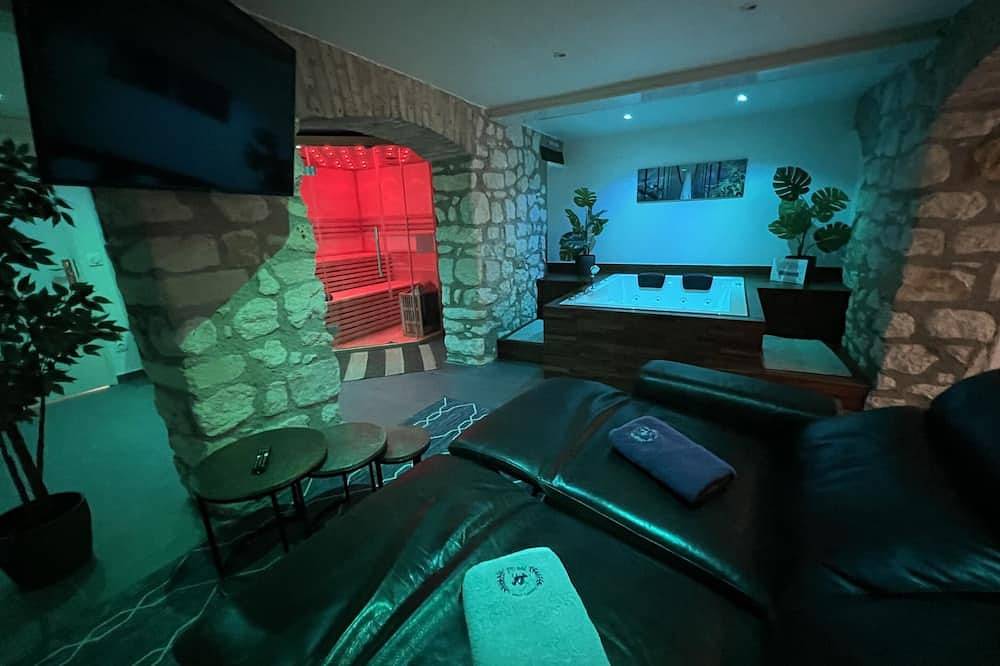 Appartement entier, Appart Spa Privatif entièrement meublé in Reims, Marne