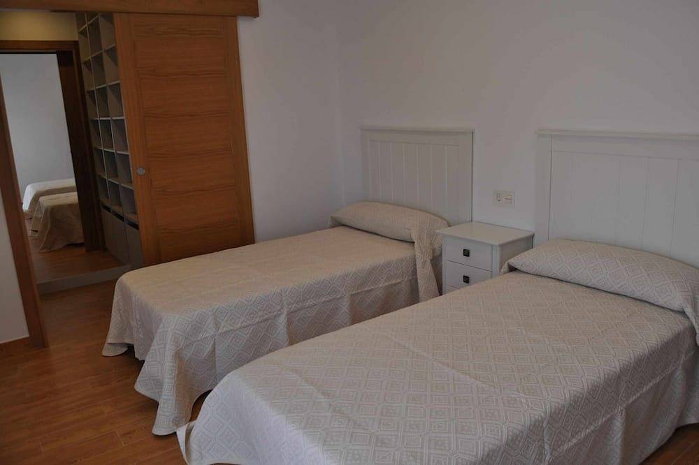 Entire apartment, Floor Two Lighthouses in O Grove, Rías Baixas