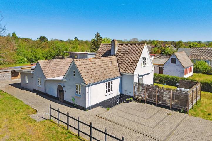 Ferienhaus für 8 Personen, mit Whirlpool und Terrasse
