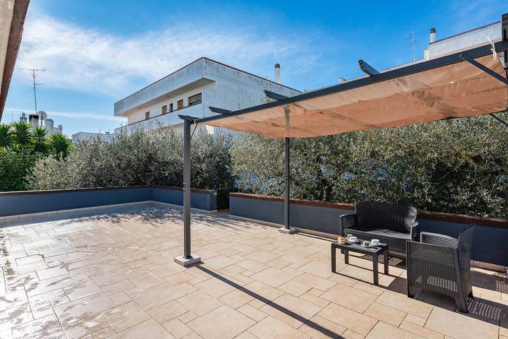 Gîte pour 7 personnes, avec terrasse, adapté aux familles à Alberobello - 2