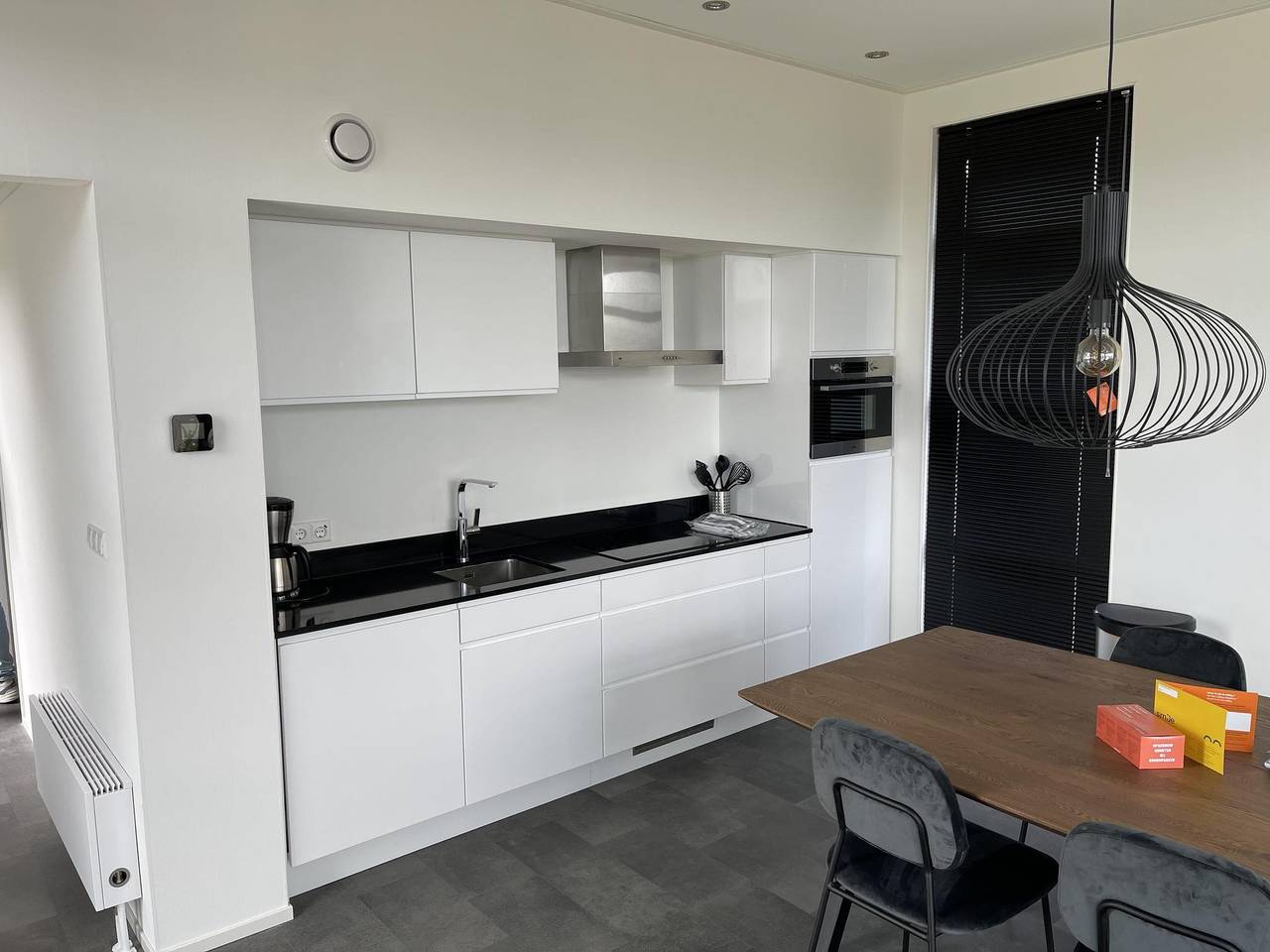 Europarcs Buitenhuizen — Cube Maximaal 4 in Velsen-Zuid, Niederländische Nordsee
