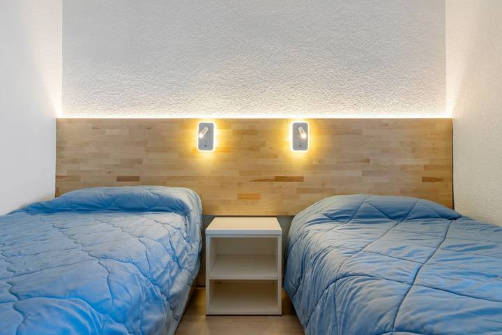 Apartamento entero, Apartamento 'Tirreno 304' con vistas al mar, terraza privada y Wi-Fi in Platja de la Pineda, Costa Dorada