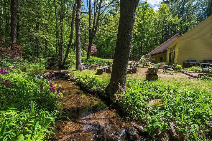 Holiday home for 16 people, with garden and hot tub, with pets - 1
