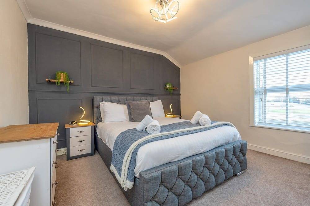 Charming 2Br Victorian Home – Perfect for 4 Guests | Pass the Keys in Stafford, Staffordshire