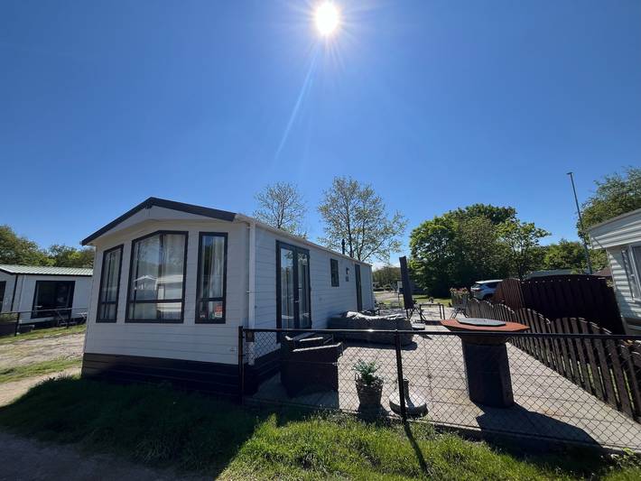 Ferienpark für 4 Personen, mit Terrasse und Garten sowie Pool in Den Haag