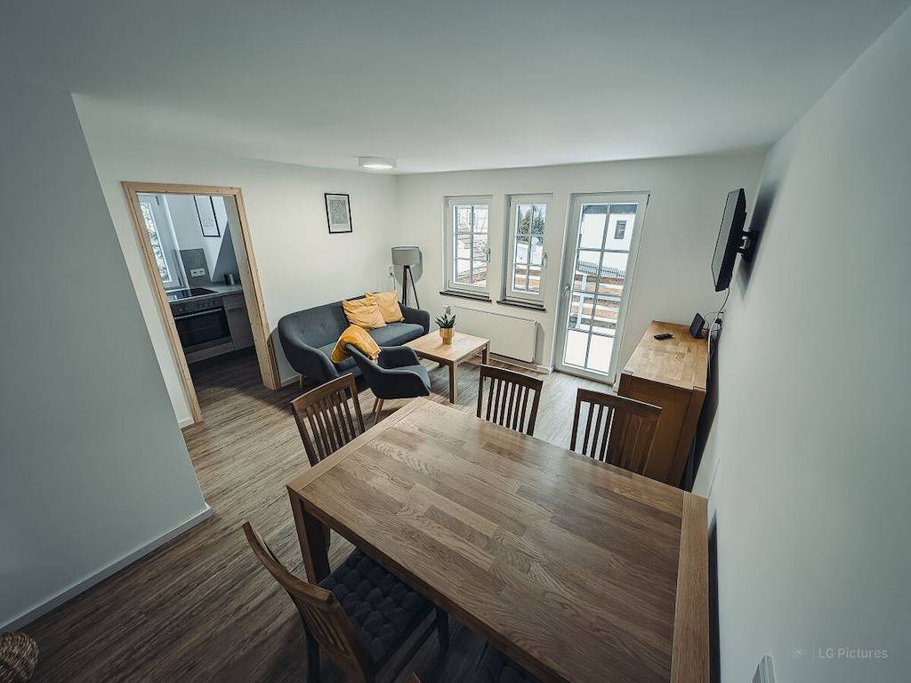 Haus Lisbeth- Wohnung Lina in Suhl, Rennsteig