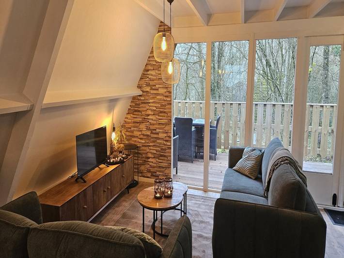 Chalet voor 5 personen, met terras en zwembad, kindvriendelijk in Durbuy