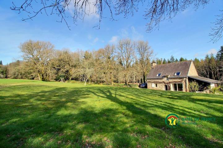 Maison de vacances pour 5 personnes, avec Jardin et Vue à Inzinzac-Lochrist