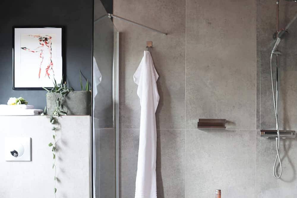 Natur-Ferien-Haus Klein Rosenburg 120qm, Kamin, 100Mbit Wlan, eingezäunt. Garten in Barby, Elbe-Börde-Heide