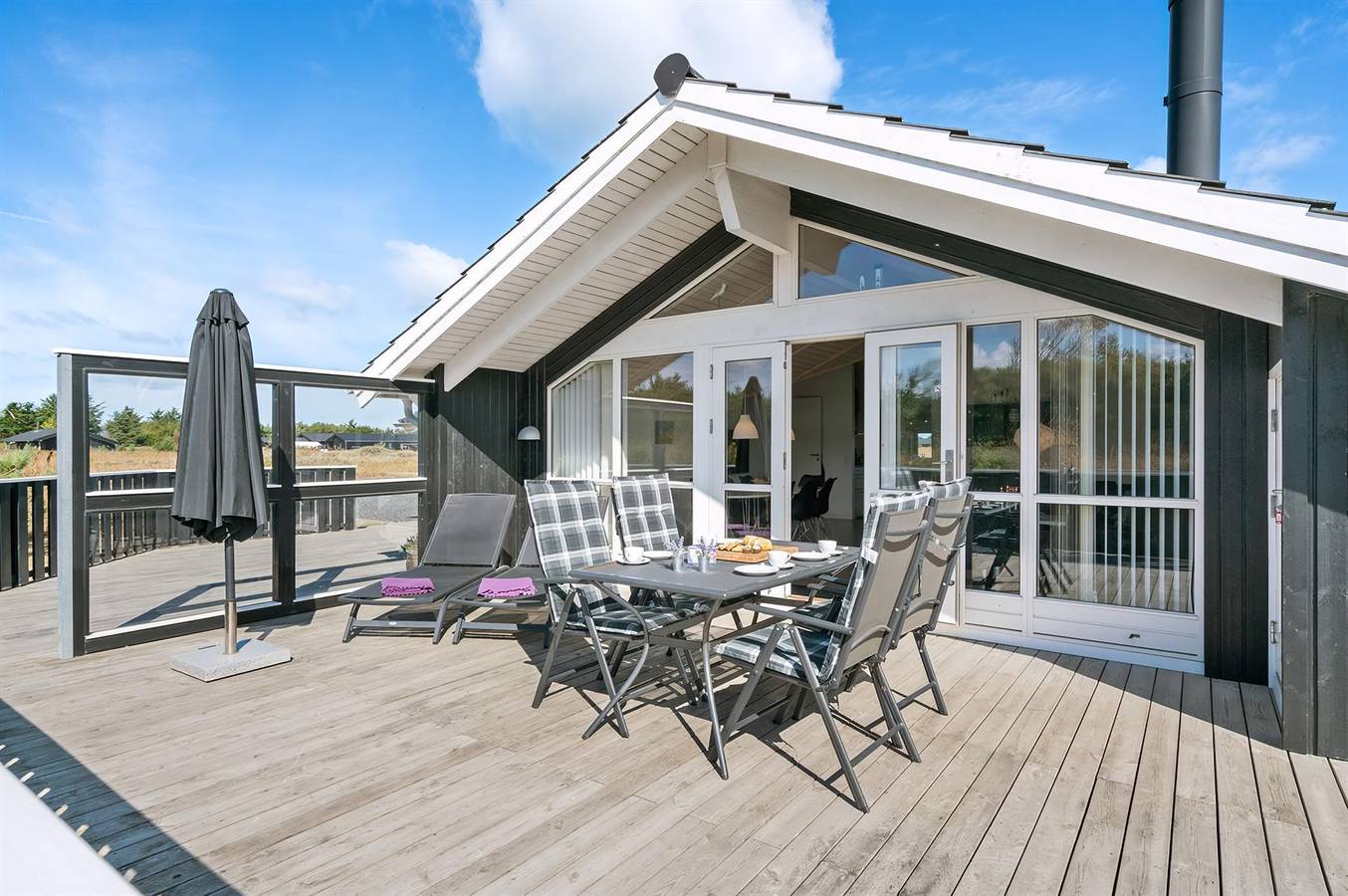 Awesome home in Hirtshals w/ Sauna, Wifi and 4 Bedrooms in Hirtshals region, Tannisbucht