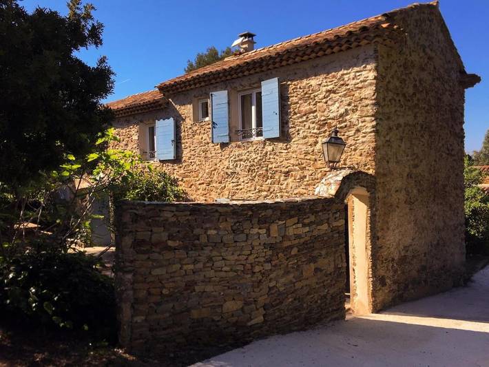 Location de vacances pour 6 personnes, avec jardin, animaux acceptés dans Pointe Des Chevaliers Hyeres