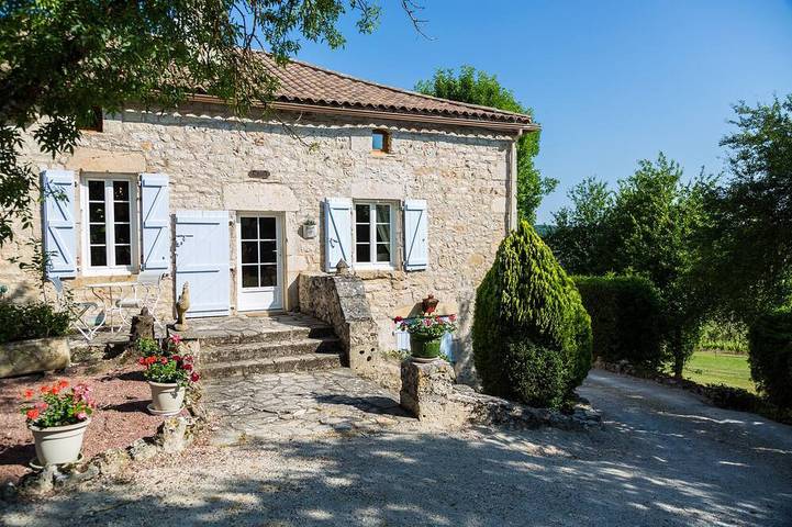 Villa pour 6 personnes, avec jardin et jacuzzi, animaux acceptés