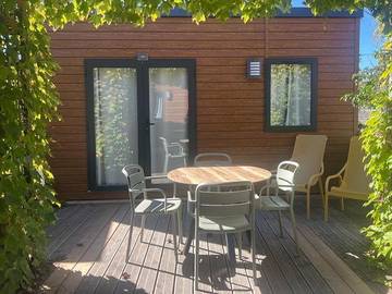 Camping for 2 Guests in Sainte-Marie-la-Mer, Occitanie, Picture 1