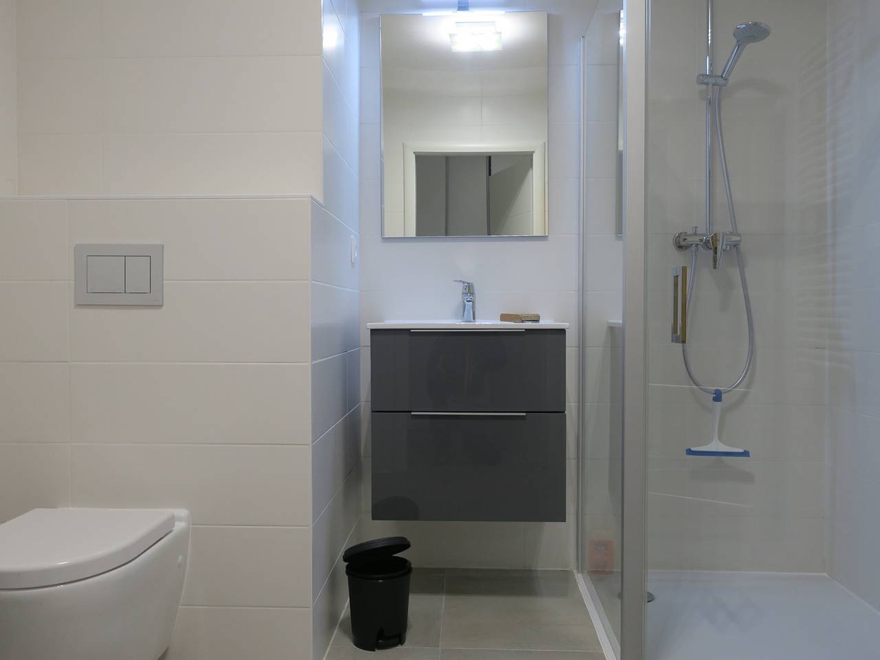 Apartamento entero, Apartamento espacioso para 6 personas con balcón, garaje y vistas al sur in Châtel, Les Portes du Soleil